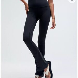 Black Lululemon Yoga Pants